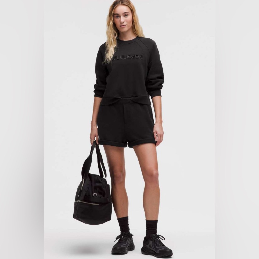 Lululemon Scuba Oversized Pullover *Wordmark
Black - Picture 3 of 8